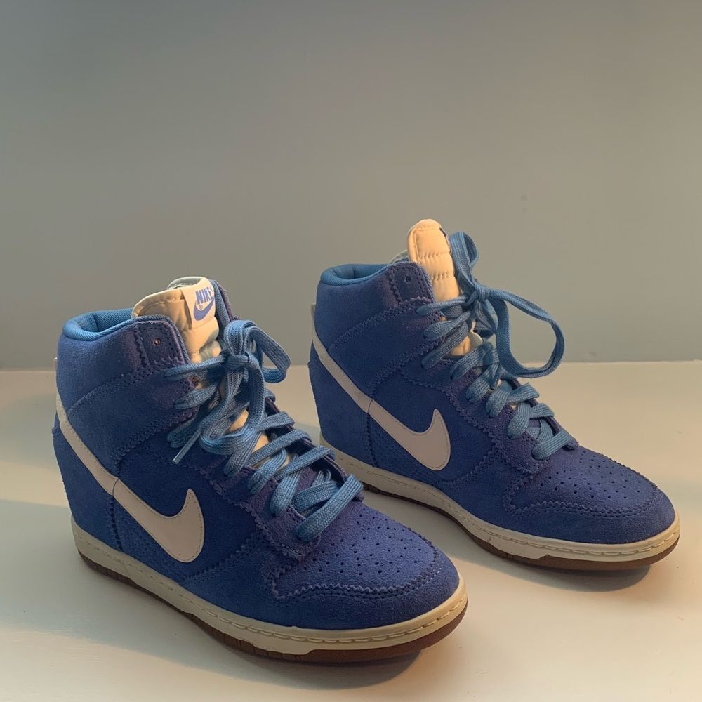 Nike Blue and White Women's Sneakers